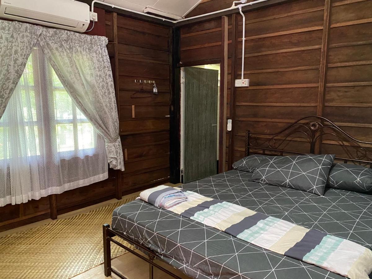 Rustic Chalet - Dahlia N Mawar At Sedim Vista กููลิม ภายนอก รูปภาพ